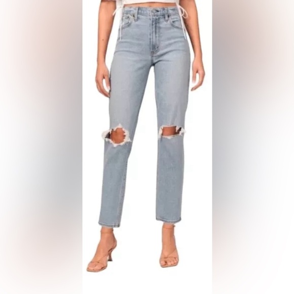 Abercrombie & Fitch Curve Love Mom Jeans Women's 24/0 High‎ Rise Blue Distressed - Picture 2 of 8